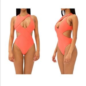 New Andrea Iyamah ENZO 1 piece. Never worn